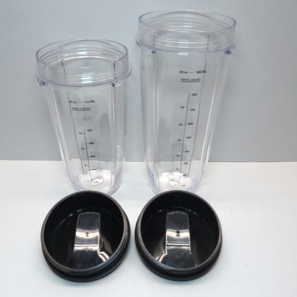 Lot of 2 Nutri Ninja Replacement Blender Cups 24oz and 32oz With Sip & Seal Lids - Picture 5 of 8